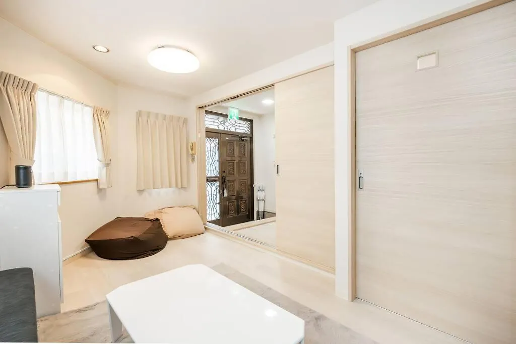 Apartment Newopen! 駅徒歩1分 池袋エリア 60平米最大8名宿泊可能 和風モダン Tokyo