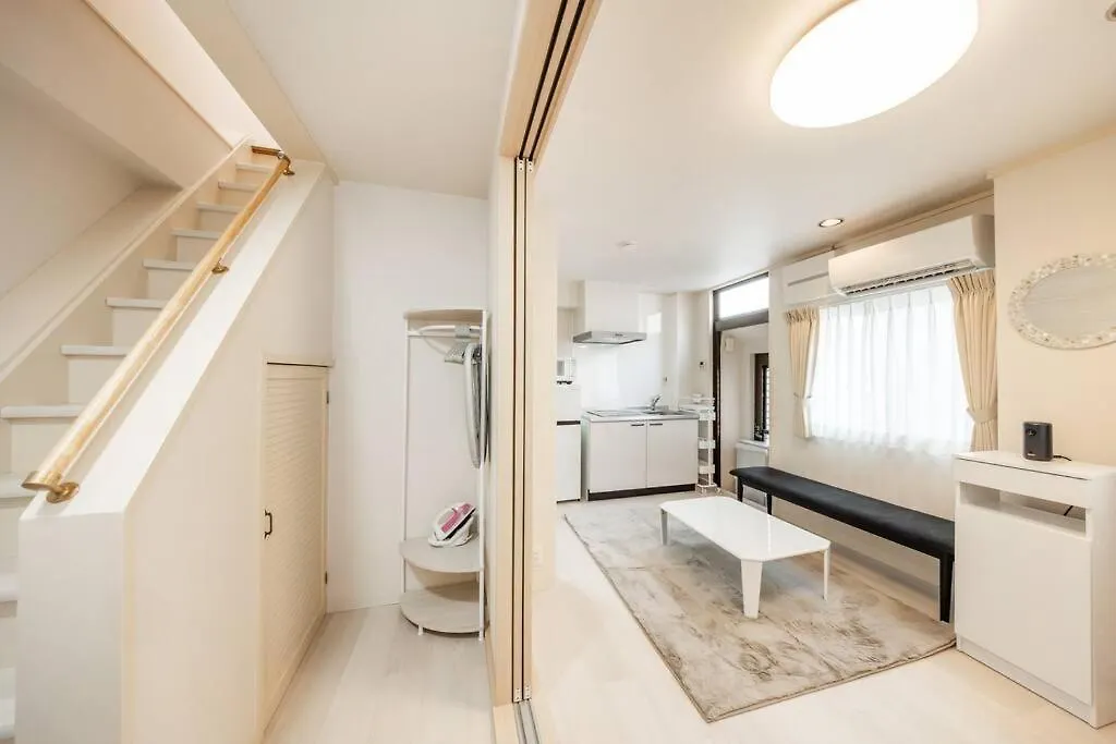 Apartment Newopen! 駅徒歩1分 池袋エリア 60平米最大8名宿泊可能 和風モダン Tokyo Japan